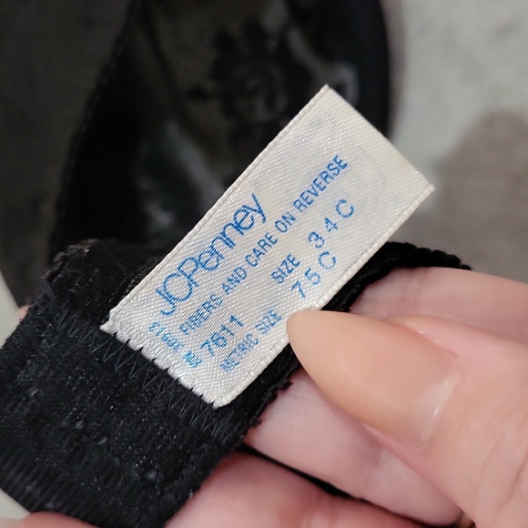 JCPenney Vintage Bra - Picture 6 of 7